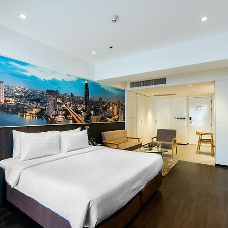 Galleria 12 Sukhumvit Bangkok By Compass Hospitality Exterior foto